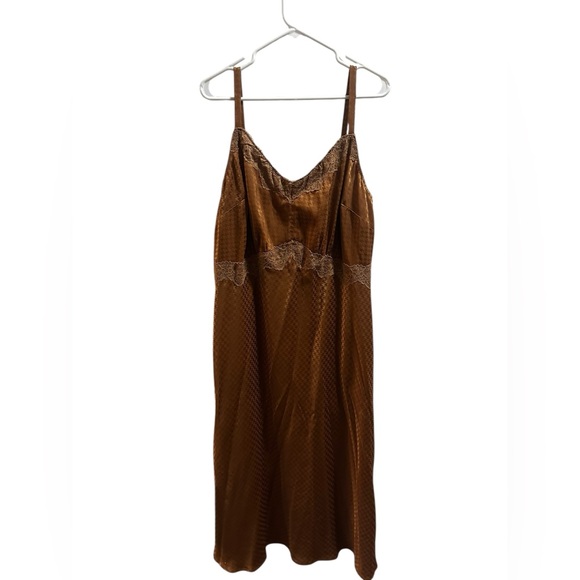 Torrid Woven Jacquard Lace Trim Midi Dress size 2 - Picture 5 of 12